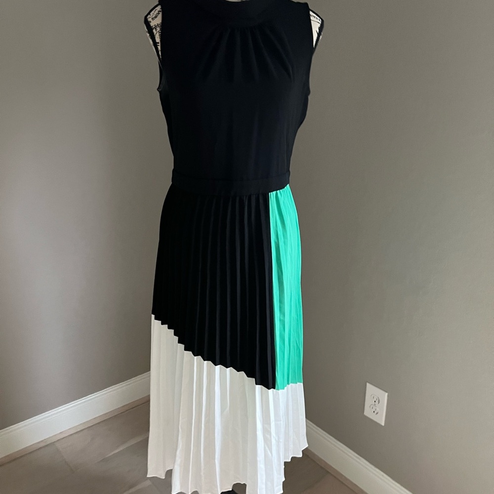 Karl Lagerfeld date night Dress - Size 2